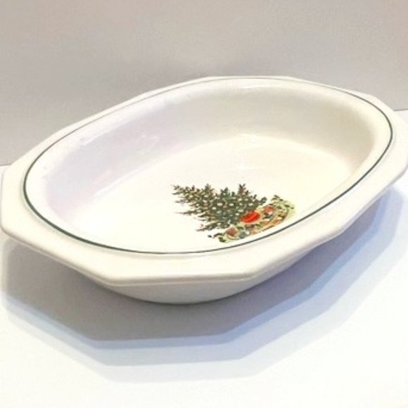 Spode by Christmas Tree Oval Vegetable Bowl - Picture 2 of 3